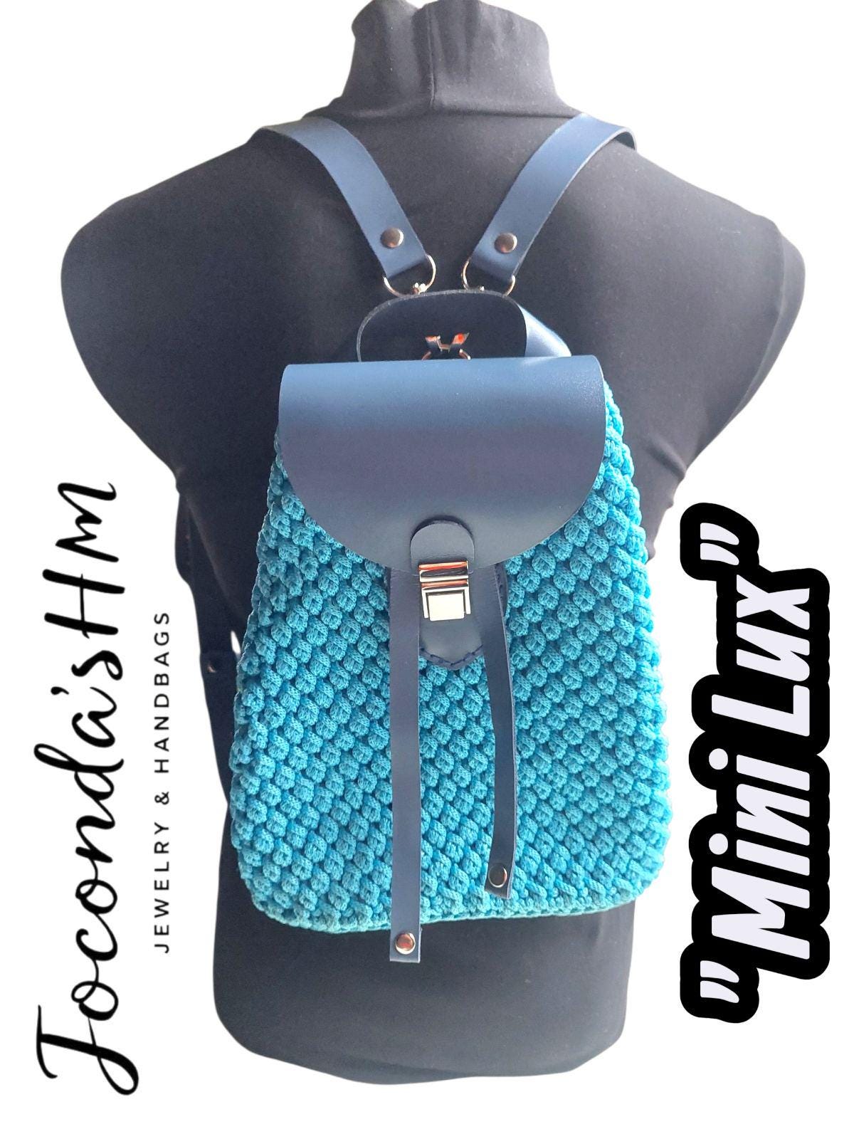 blue women's north face backpack The Recon The North Face Women's molded shoulder straps callout:Christmas Size:Nuez