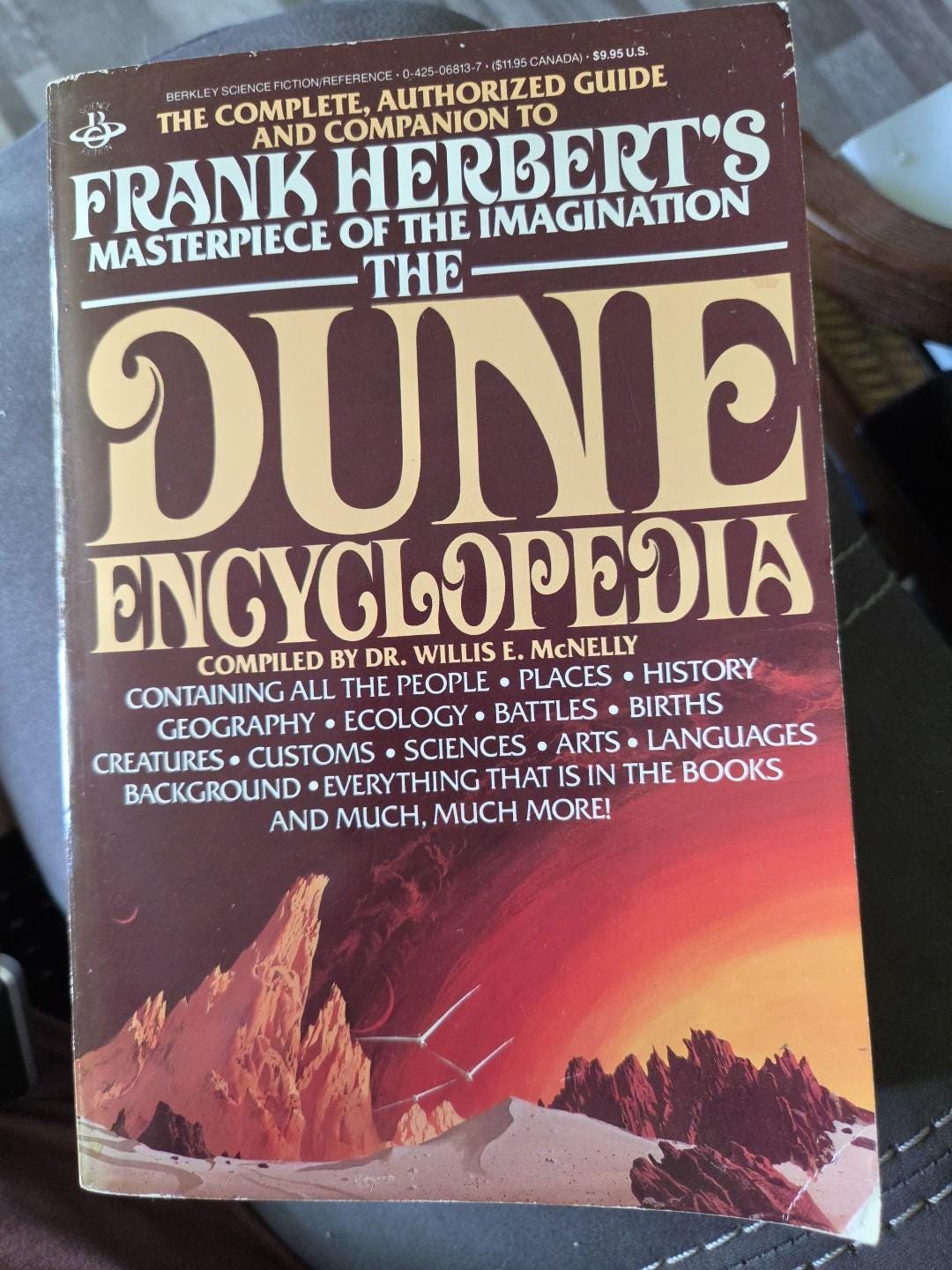 The Dune Encyclopedia - Etsy Canada