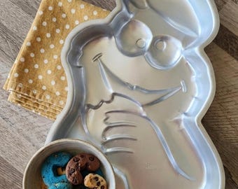Set da forno vintage in alluminio Wilton del 1977 con il Mostro dei Biscotti e soggetto di Sesame Street, stile retrò.