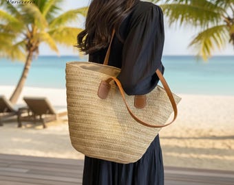 Straw Crossbody Shoulder Bag: Casual Travel Handbag with Zipper