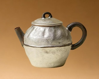 Tetera japonesa de cerámica plateada, hecha a mano con cerámica rústica, 115 ml.