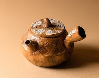 Tetera de cerámica kyusu amarilla hecha a mano, 100 ml