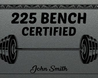 Tarjeta de PVC personalizada para press de banca de 225 libras / Tarjeta de logros de gimnasio personalizada / Hito de levantamiento de pesas / Regalo motivacional