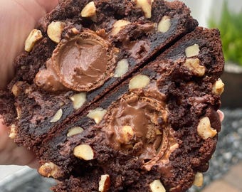 RECIPE Digital-Thick Stuffed Ferrero Rocher Gourmet Cookie RECIPE. New York Style Cookie. Gourmet Stuffed Cookie. Chocolate Cookie. Homemade