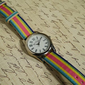 Y121e - Etsy display picture 1