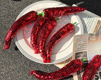Hot Red Chili Pepper Decor Set, Handmade Glass Chili Ornaments for Kitchen & Party