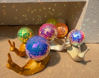 Statue d'escargot boule disco arc-en-ciel, décoration de bureau géniale