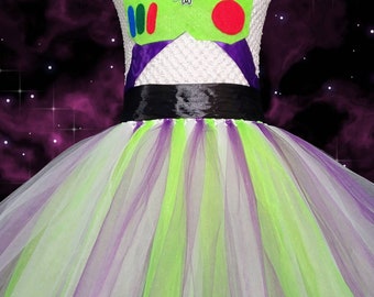 Vestido de tutú inspirado en Buzz lightyear.