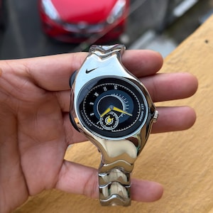 Vintage Nike Triax Chronograph Watch – Rare Retro Design