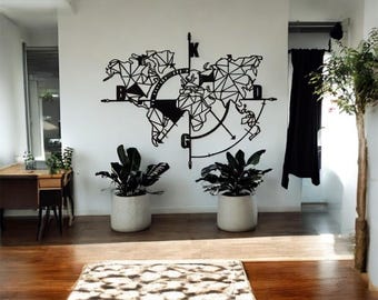 Mapa geométrico del mundo en metal para pared / Diseño moderno de brújula de acero negro