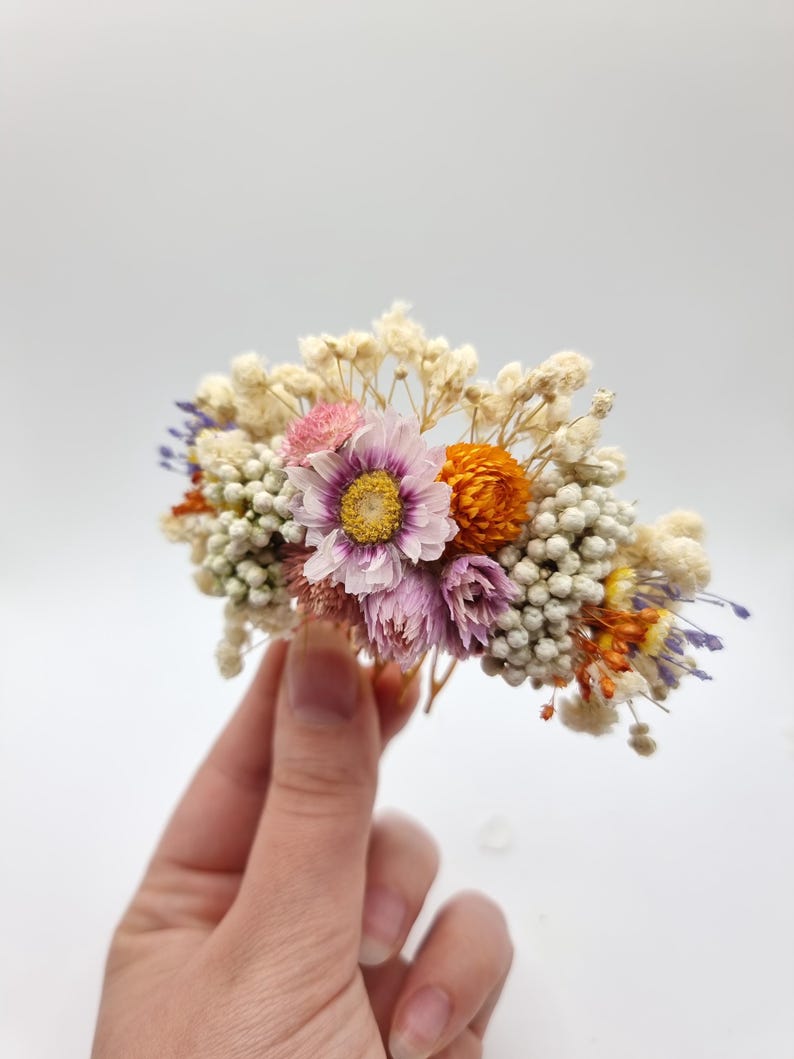 Haarkam met madeliefjes en gipskruid, gele gedroogde bloemen, bruidsbloemenhoofdtooi, trouwaccessoires afbeelding 9