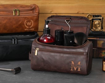 Personalized Leather Hanging Toiletry Bag for Men, Monogrammed Travel Organizer for Grooming Essentials, Valentine's Day Gift