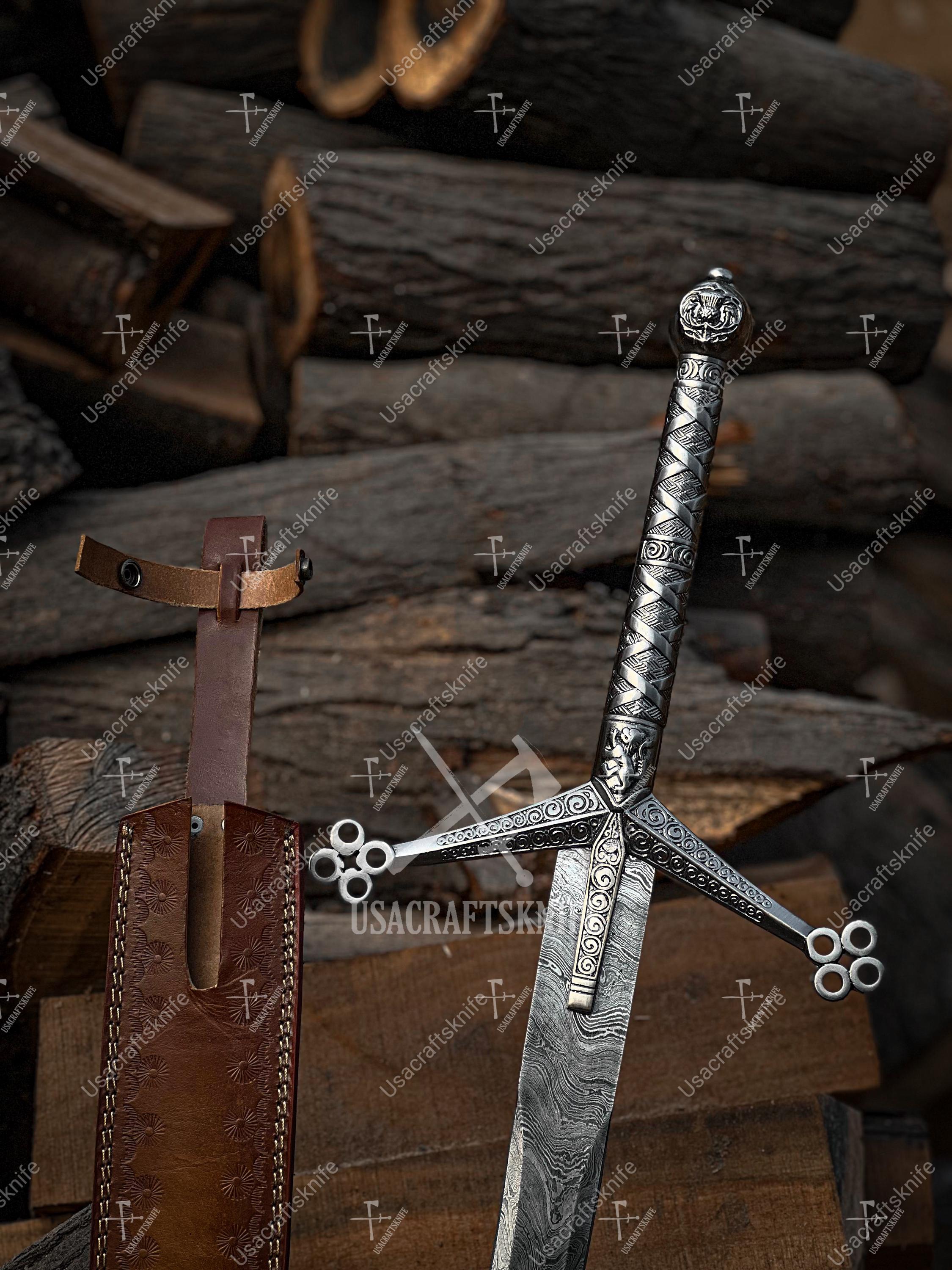 Maglietta Uomo Highlander Spada E Stemma - Manica Corta, Girocollo, Heather Cabernet