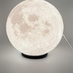 3D Printed Moon Lamp with USB LED Light