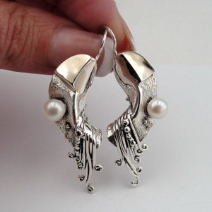 Vintage 9K Yellow Gold Silver Hanging Pearl Earrings (s e510A)