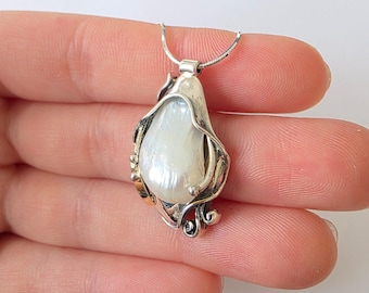 Pärlhänge i sterlingsilver: Handgjord israelisk design, Hadar-smycken