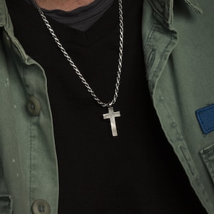 Cross Necklace Men Sterling Silver, Chunky Cross Chain Necklace, Religious Gifts  for Men, Cool Cross Necklace Unique, Faith Gifts for Him