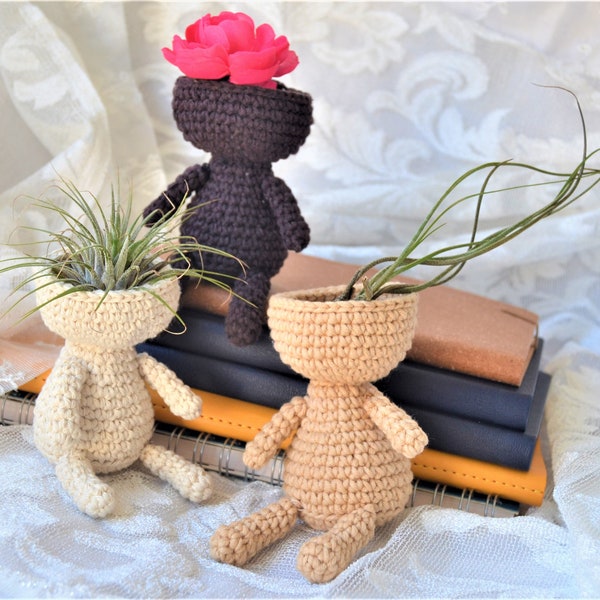 Cute Planter Crochet Pattern, Airplant holder, Plant Pot cover, Nature home decoration, succulent, crocheted flower pot, indoor planter