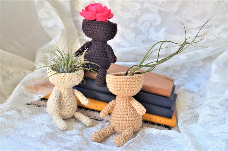 Planter Crochet Pattern, Airplanter, Airplant holder, Plant Pot, home decor amigurumi, succulent, decoration, crocheted flower pot, cozy image 2