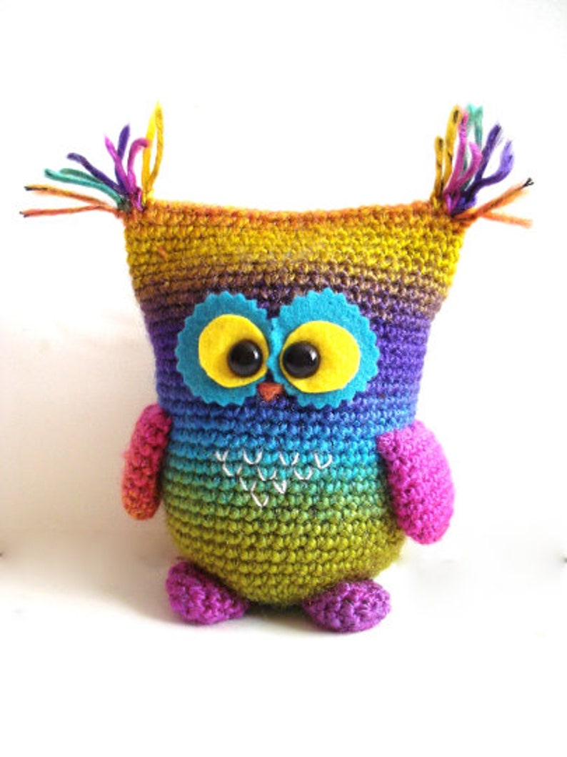 Crochet Pattern, Owl, Instant Download, Crochet tutorial, Crocheted Owly, amigurumi toys, handmade gifts, plush animal image 1