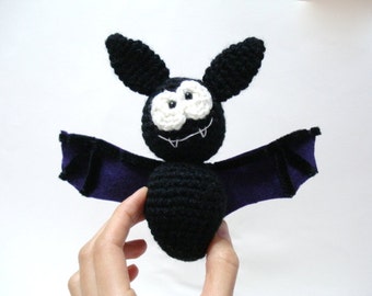Amigurumi Bat Pattern, Crocheted Bat Tutorial, Halloween Crochet decoration, Gift ideas