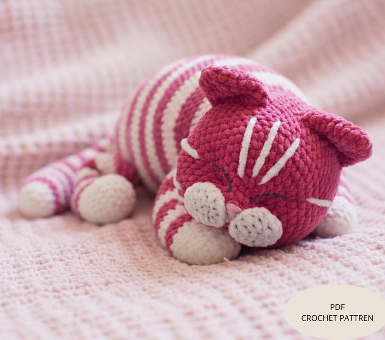 Sleeping Kitten Knitting Pattern PDF – Realistic Kitty Tutorial in ...