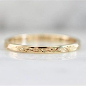 14k Gold Filigree Wedding Band, Engraved Garden Ring, Minimalist Solid Gold Band, Gift for Her
