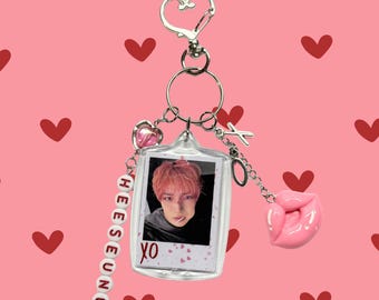 Enha Vampire Kiss Me Themed Polaroid Keychain