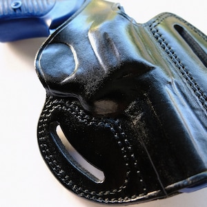 Coldre externo de couro com trava de polegar: Ruger SP101 .357 Magnum com cano de 3" BLACK