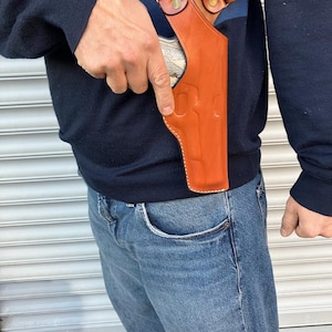 Leather Vertical Shoulder Holster: 1911 Series, Right Hand