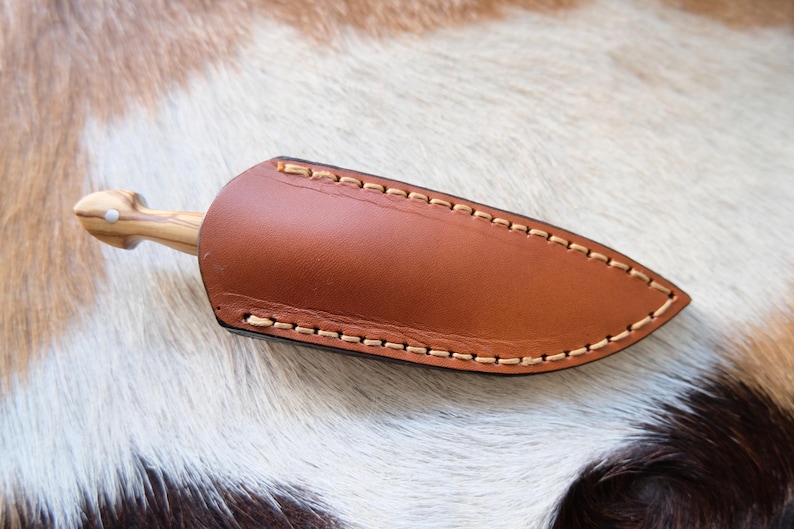 Small Dagger Knife Olive Wood Handle With Leather Sheath