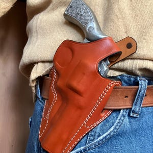 Leather OWB Holster: Smith & Wesson Model 10 38 Special, 4" Barrel