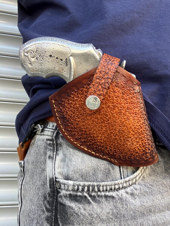 カスタムメイドハンドステッチレザーホルスター：Taurus 856 38