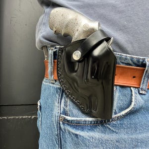 Funda de cuero cosida a mano con owb: Colt Cobra .38 Special, cañón de 2"