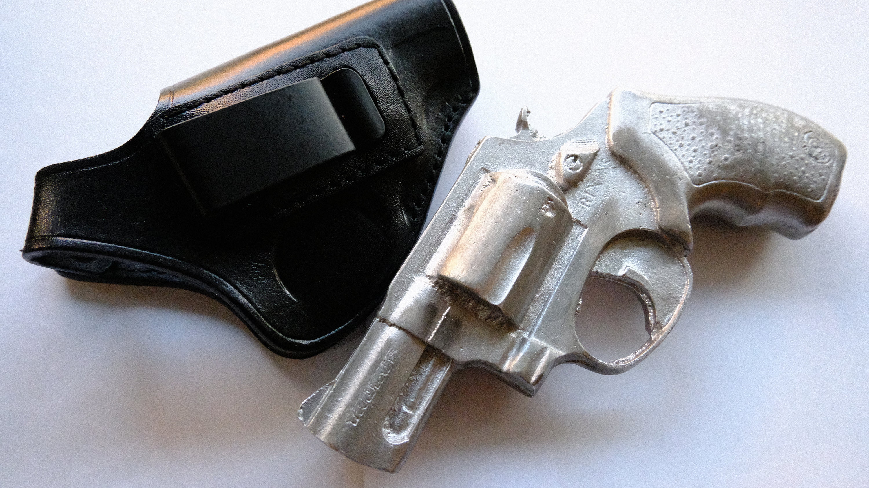 トーラス モデル85 スナブノーズ 38 スペシャル 2インチ用レザー IWB