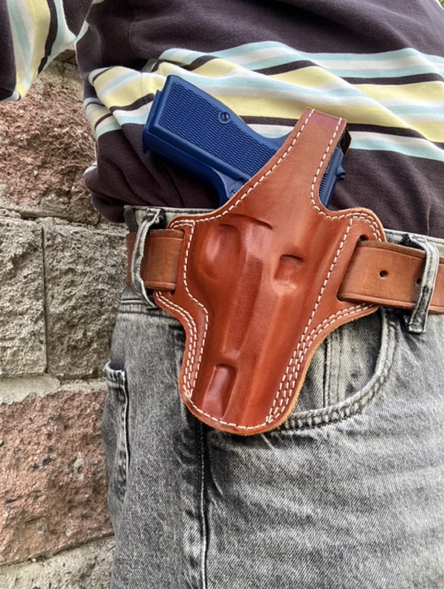 ビアンキ製革製ホルスター　エイカー製革製ベルト 　エイカー製革製ポーチ Bianchi holster - Etsy 日本