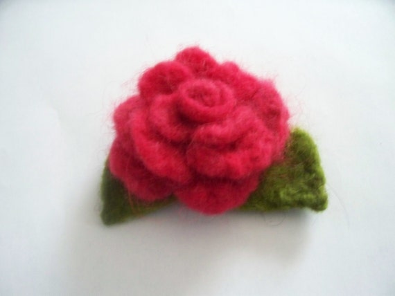 Needle felted flower brooch discount