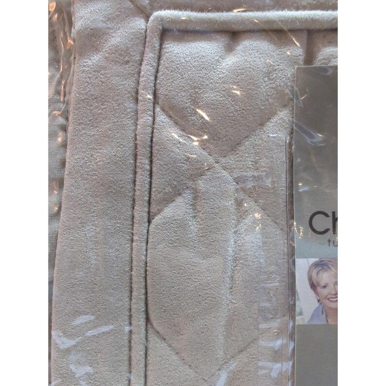 Chris Madden Beige Quilted Richloom Sham NOS 21" × 27" Elegant Bedroom Decor image 2