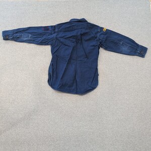 Camicia a maniche lunghe con bottoni in denim blu vintage dei Cub Scouts BSA per ragazzi immagine 4