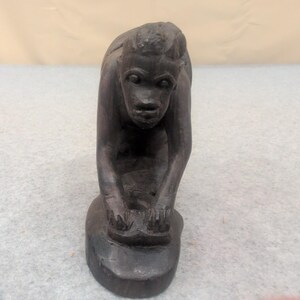 Vintage Hand Carved Dark Wood African Figure Kneeling Woman Grinding with Baby image 2