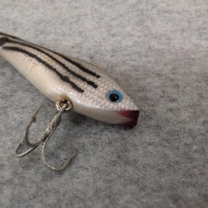 Cordell Hot Spot Fishing Lure Silver Black Stripe Blue Eye Vintage Tackle image 5
