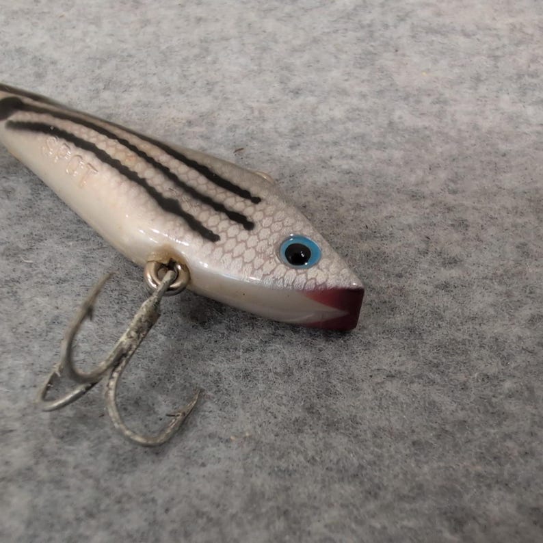 Cordell Hot Spot Fishing Lure Silver Black Stripe Blue Eye Vintage Tackle image 5