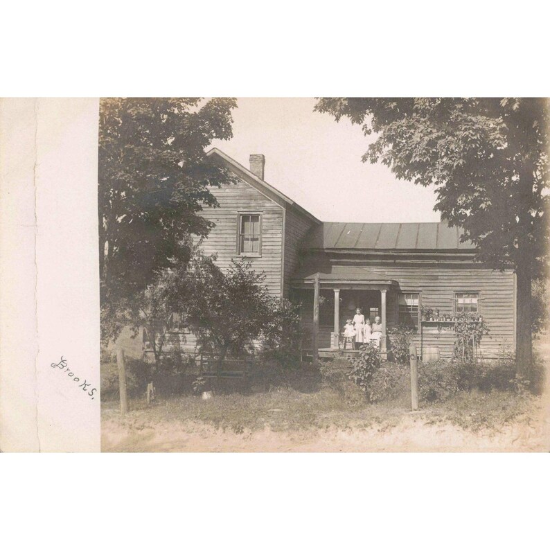 Postal fotográfica antigua RPPC de la granja de la familia Brooks, color sepia, principios del siglo XX, AZO imagen 1