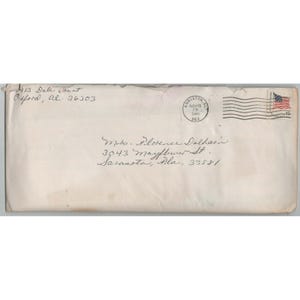 Konvolut von 13 Vintage-Briefumschlägen mit Poststempeln aus Sarasota, Florida, aus den 1950er- bis 1980er-Jahren Bild 2