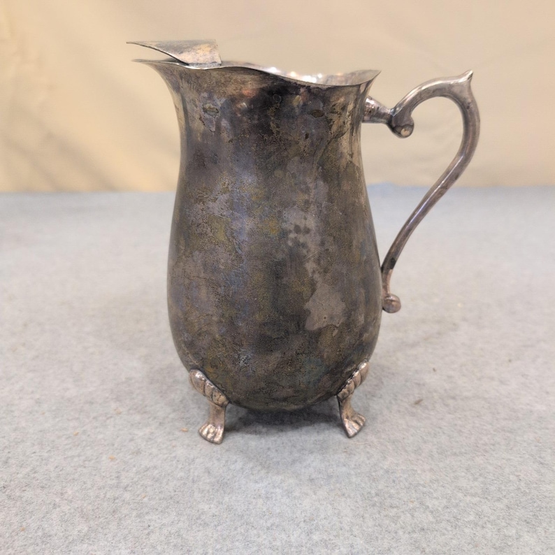 International Silver Co Handmade Silverplated Footed Pitcher with Lid image 2
