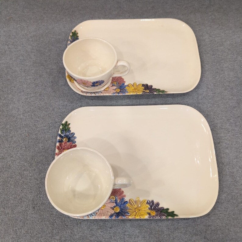 Vintage Aurillia Hand Painted Floral Ceramic Snack Set Cup and Tray 4pc VG image 2
