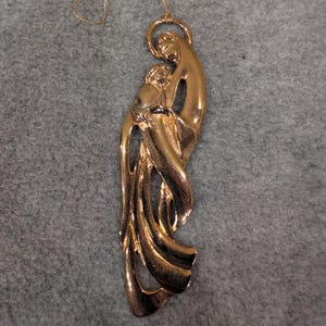 Wallace Silversmiths Mary Baby Jesus Sculpture Ornament 24 Karat Gold Finish image 1