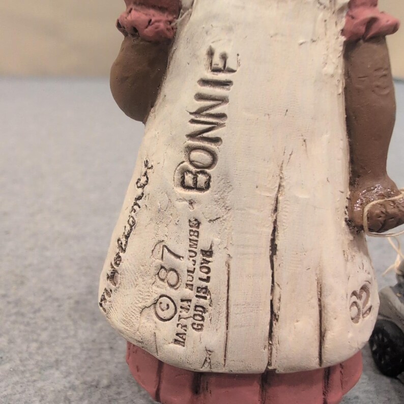 Martha Holcombe All God's Children Bonnie and Buttons Figurine 1502 Edition 62 image 5