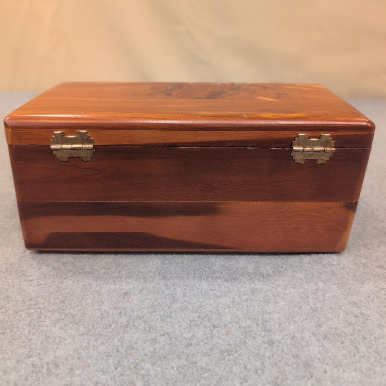 Vintage Lane Cedar Chest Miniature Salesman Sample George Cater Furniture Box image 11