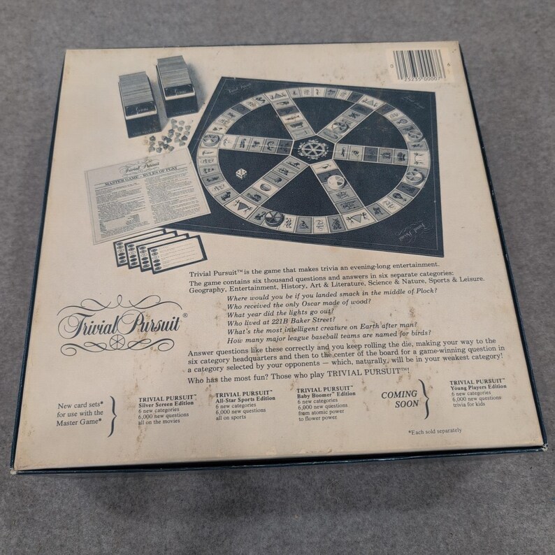 Trivial Pursuit Master Game Genus Edition Vintage Board Game Blue Box Set image 2